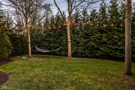 2 Woodard Bluff Zionsville IN 46077