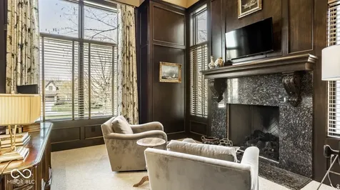 2 Woodard Bluff Zionsville IN 46077