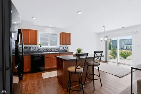 5220 Arling Drive Indianapolis IN 46237