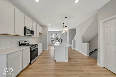 4481 Yellowwood Avenue Brownsburg IN 46112