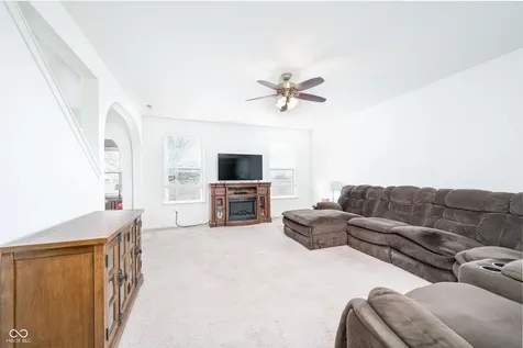4036 Poplar Drive Whitestown IN 46075