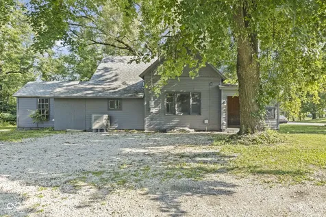 9577 N Crawford Street Knightsville IN 47857