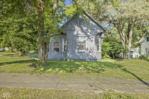 9577 N Crawford Street Knightsville IN 47857
