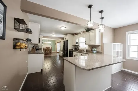 8720 Ellington Drive Indianapolis IN 46234