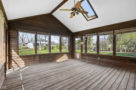 7802 Mallard Way Indianapolis IN 46256