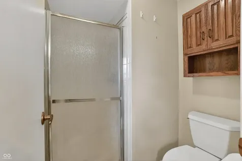 7802 Mallard Way Indianapolis IN 46256