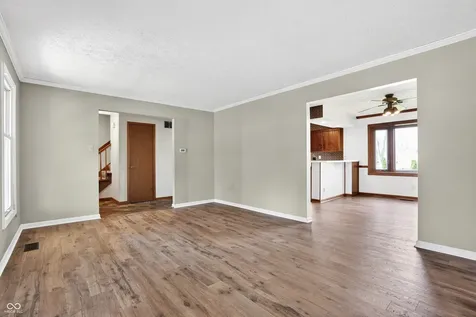 7802 Mallard Way Indianapolis IN 46256
