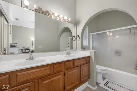 712 E Moss Creek Drive Bloomington IN 47401