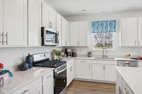 150 Ames Drive Whiteland IN 46184