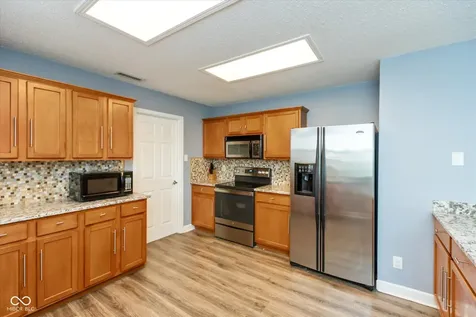 10270 Apple Blossom Circle Fishers IN 46038