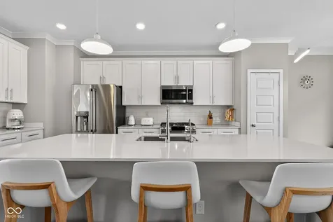 11571 Huffington Street Carmel IN 46032