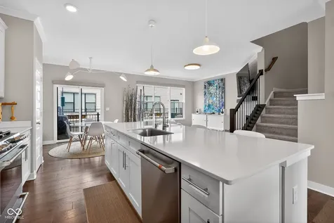 11571 Huffington Street Carmel IN 46032