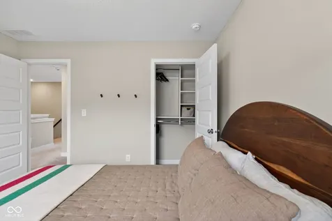 11571 Huffington Street Carmel IN 46032