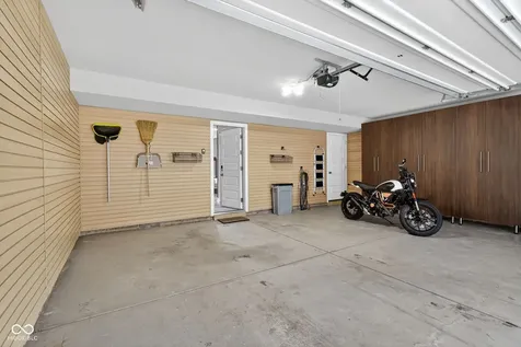 11571 Huffington Street Carmel IN 46032