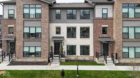 11571 Huffington Street Carmel IN 46032
