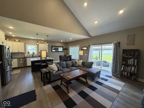 6804 Sunflower Court Seymour IN 47274