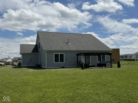 6804 Sunflower Court Seymour IN 47274