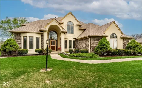 10304 Fallen Oak Drive Indianapolis IN 46239