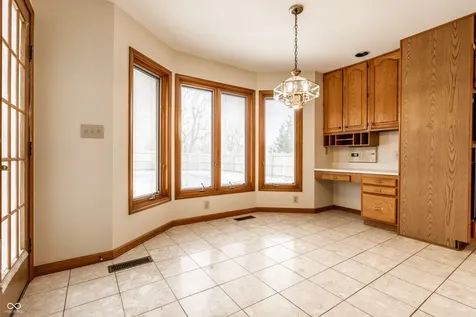 10304 Fallen Oak Drive Indianapolis IN 46239