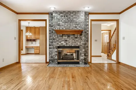 10304 Fallen Oak Drive Indianapolis IN 46239