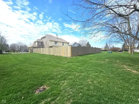 10304 Fallen Oak Drive Indianapolis IN 46239