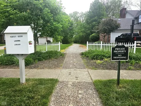 10304 Fallen Oak Drive Indianapolis IN 46239