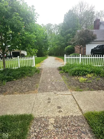 10304 Fallen Oak Drive Indianapolis IN 46239