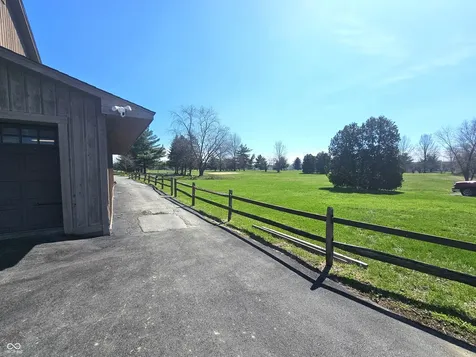10304 Fallen Oak Drive Indianapolis IN 46239