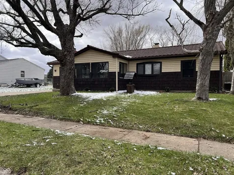 2 Walden Drive Gas City IN 46933