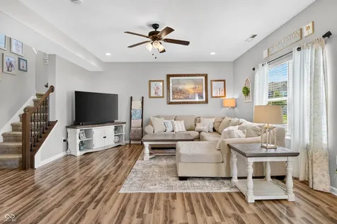 4372 Stubbington Lane Indianapolis IN 46239