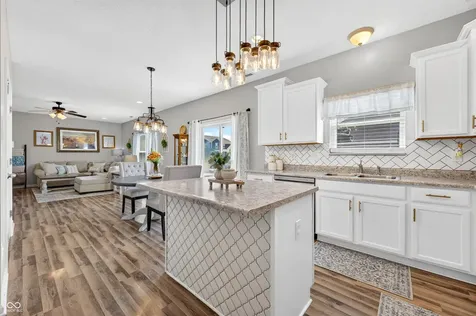 4372 Stubbington Lane Indianapolis IN 46239
