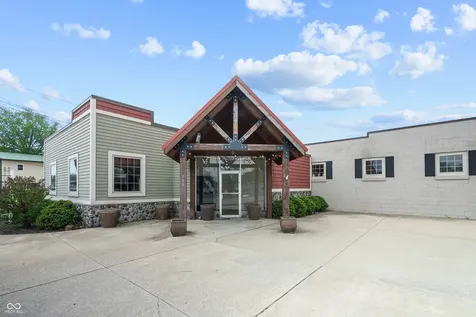 100 S Pearl Street Thorntown IN 46071