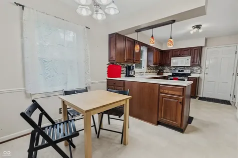 1538 Pittwood Drive Indianapolis IN 46240