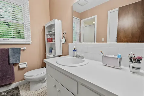 1538 Pittwood Drive Indianapolis IN 46240