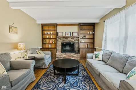 1538 Pittwood Drive Indianapolis IN 46240