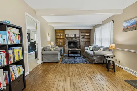 1538 Pittwood Drive Indianapolis IN 46240