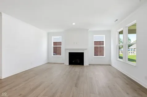 462 Regatta Lane Plainfield IN 46168