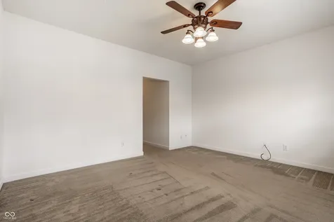8122 Sand Ridge Circle Indianapolis IN 46237