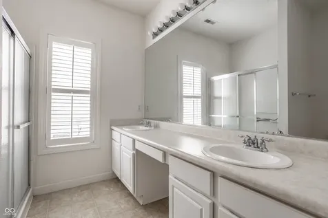 8122 Sand Ridge Circle Indianapolis IN 46237