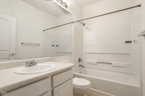 8122 Sand Ridge Circle Indianapolis IN 46237