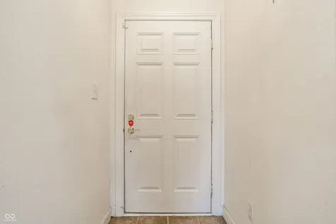 8122 Sand Ridge Circle Indianapolis IN 46237