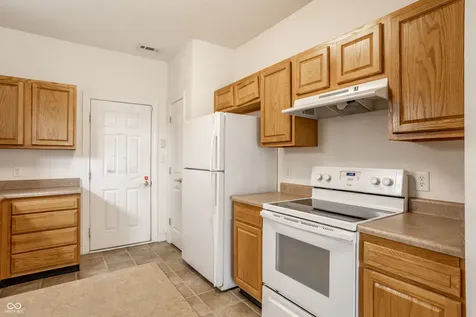 8122 Sand Ridge Circle Indianapolis IN 46237