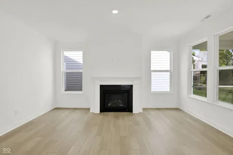 5279 Nettleton Way Avon IN 46123