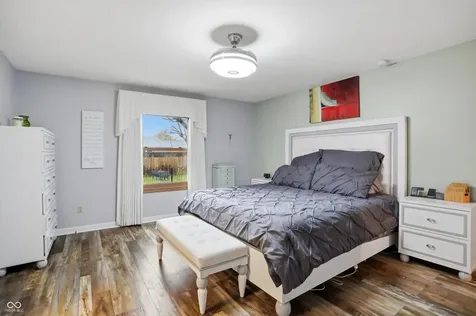 8612 Lockwood Place Indianapolis IN 46217
