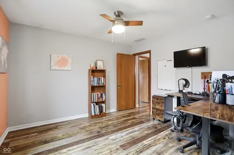 8612 Lockwood Place Indianapolis IN 46217