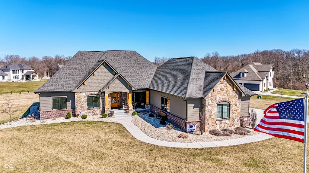 4264 Chapel Hill Court Bargersville IN 46106