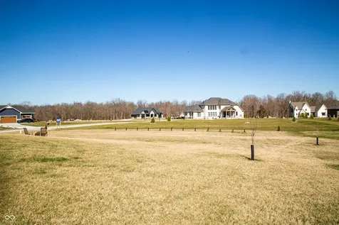 4264 Chapel Hill Court Bargersville IN 46106
