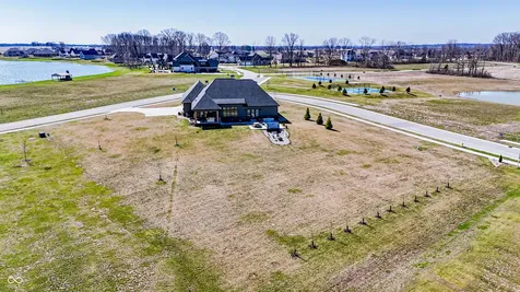 4264 Chapel Hill Court Bargersville IN 46106