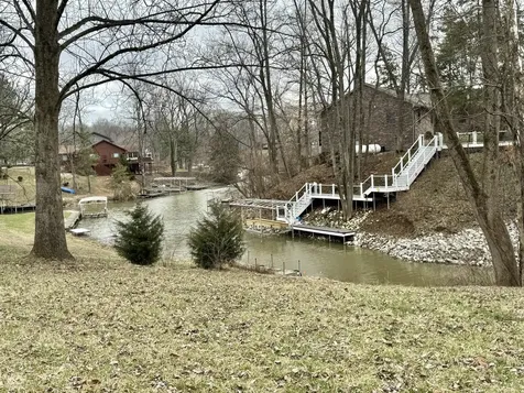 36/37 Mill Springs Coatesville IN 46121