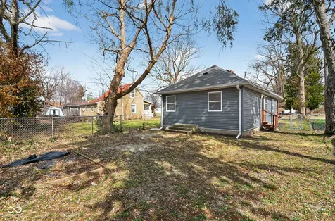 114 S Sheridan Avenue Indianapolis IN 46219